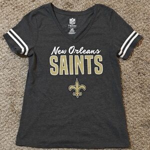 NFL New Orleans Saints Women's V-Neck Tee - Black and Gold